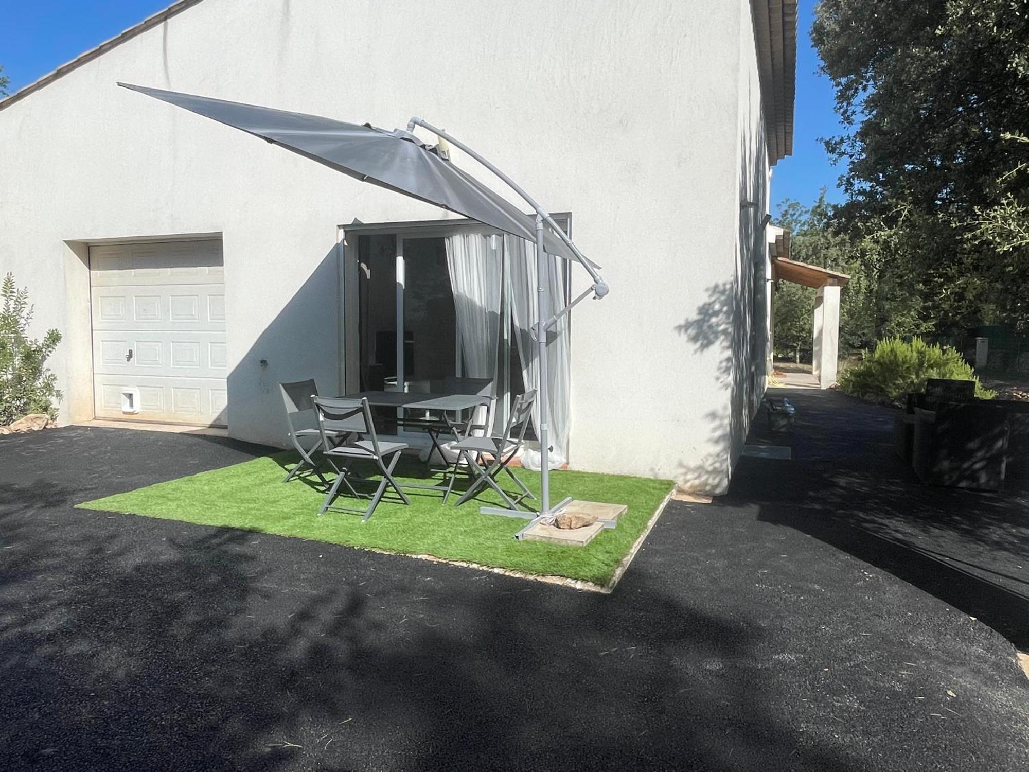 Logement tout confort au calme entre Saint Tropez et les Gorges du Verdon Le Thoronet Extérieur photo